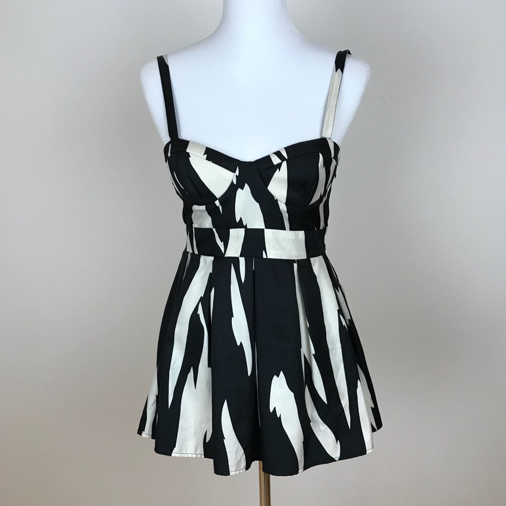 B & Cream Small Blouse with Padding & Tie Back